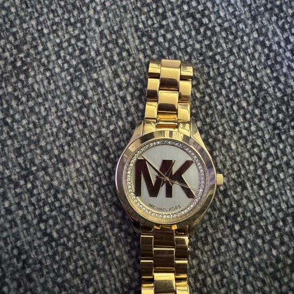 Michael Kors Gold Watch - Picture 1 of 1